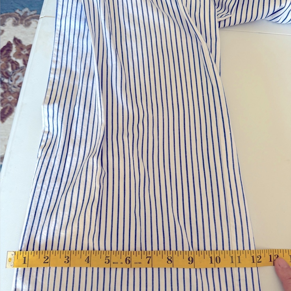 Lost Ink One-Shoulder Striped Jumpsuit. Size M - Picture 7 of 13